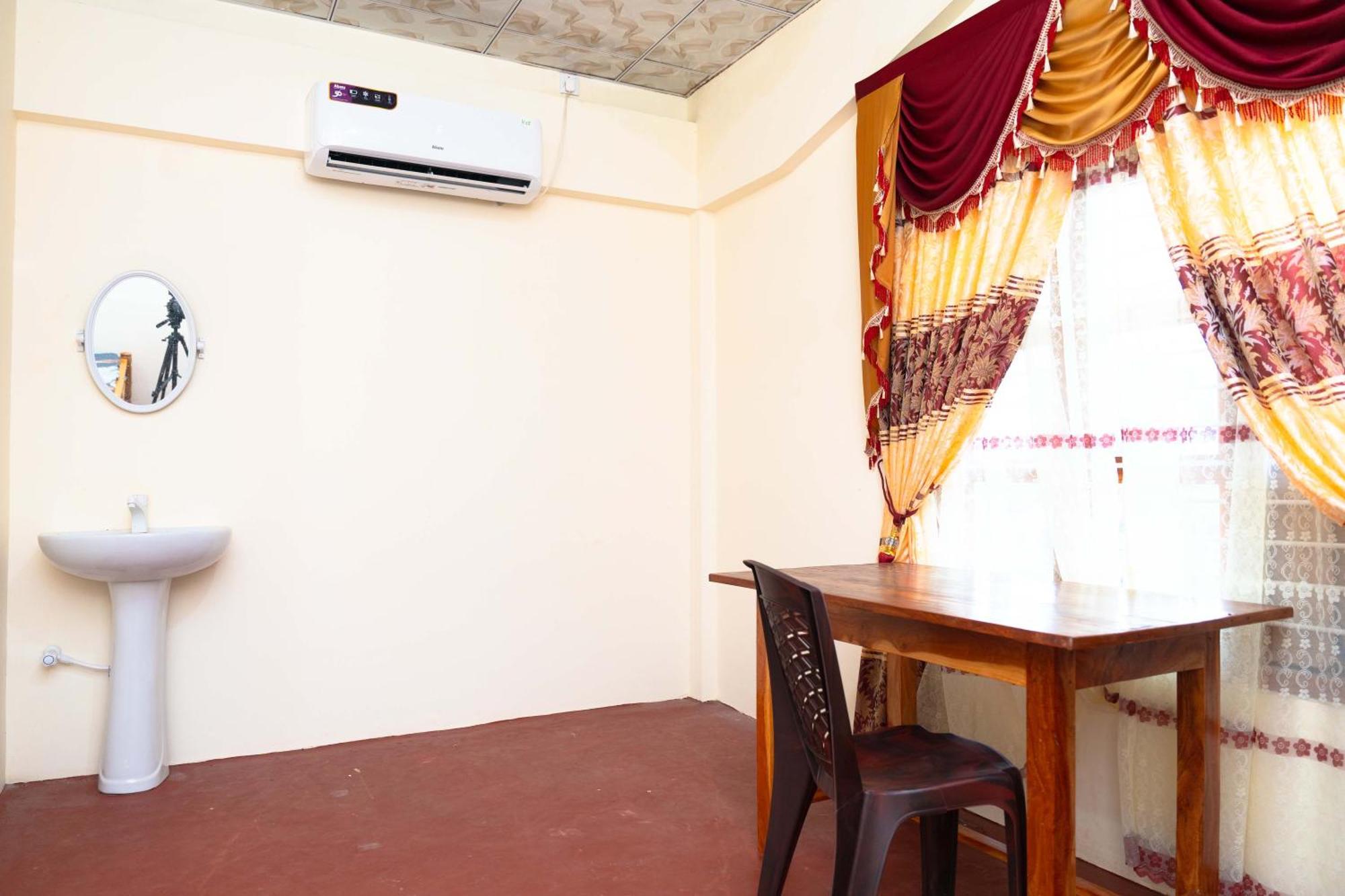 Pgs Hall Jaffna Exterior photo