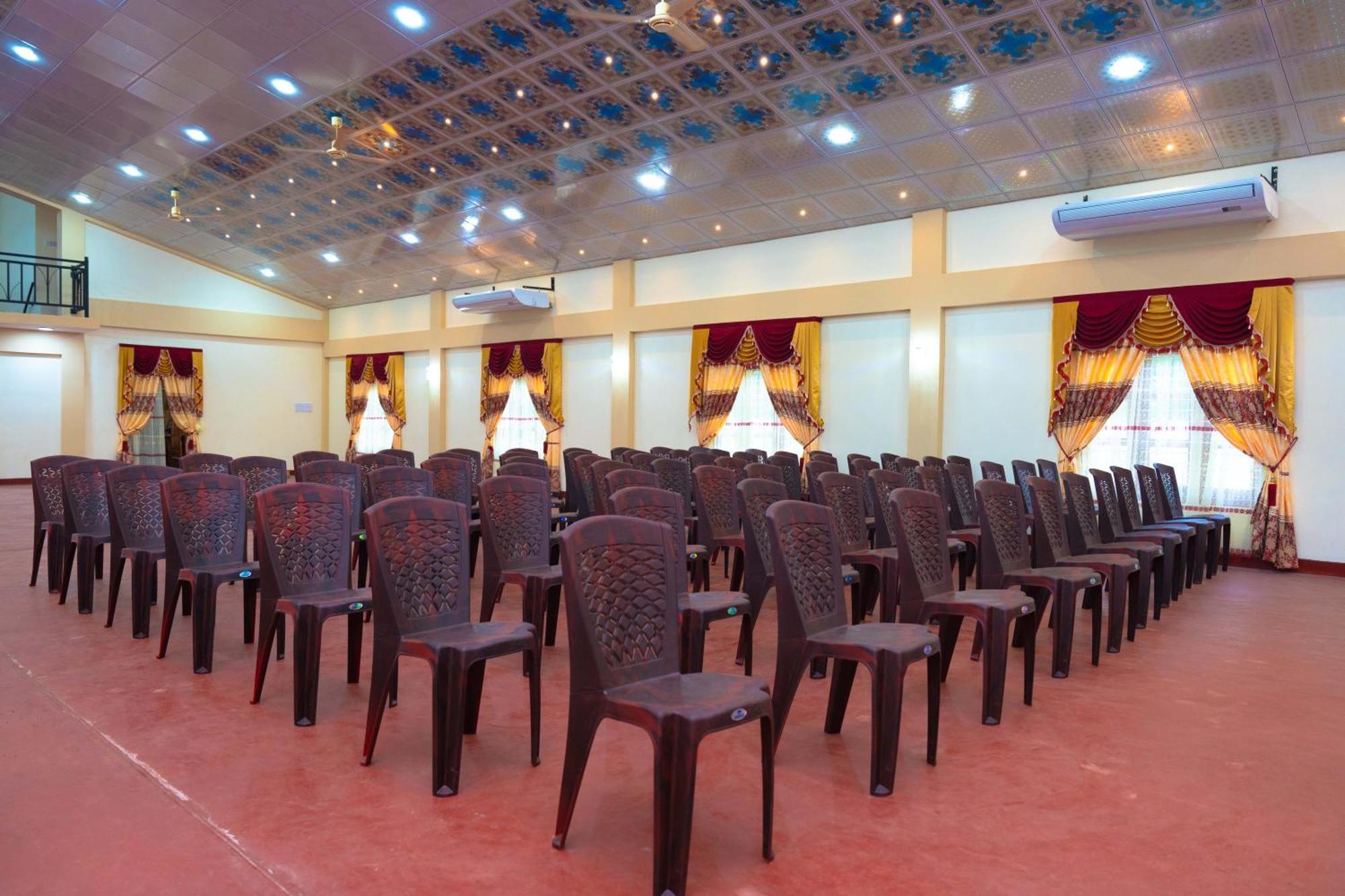 Pgs Hall Jaffna Exterior photo